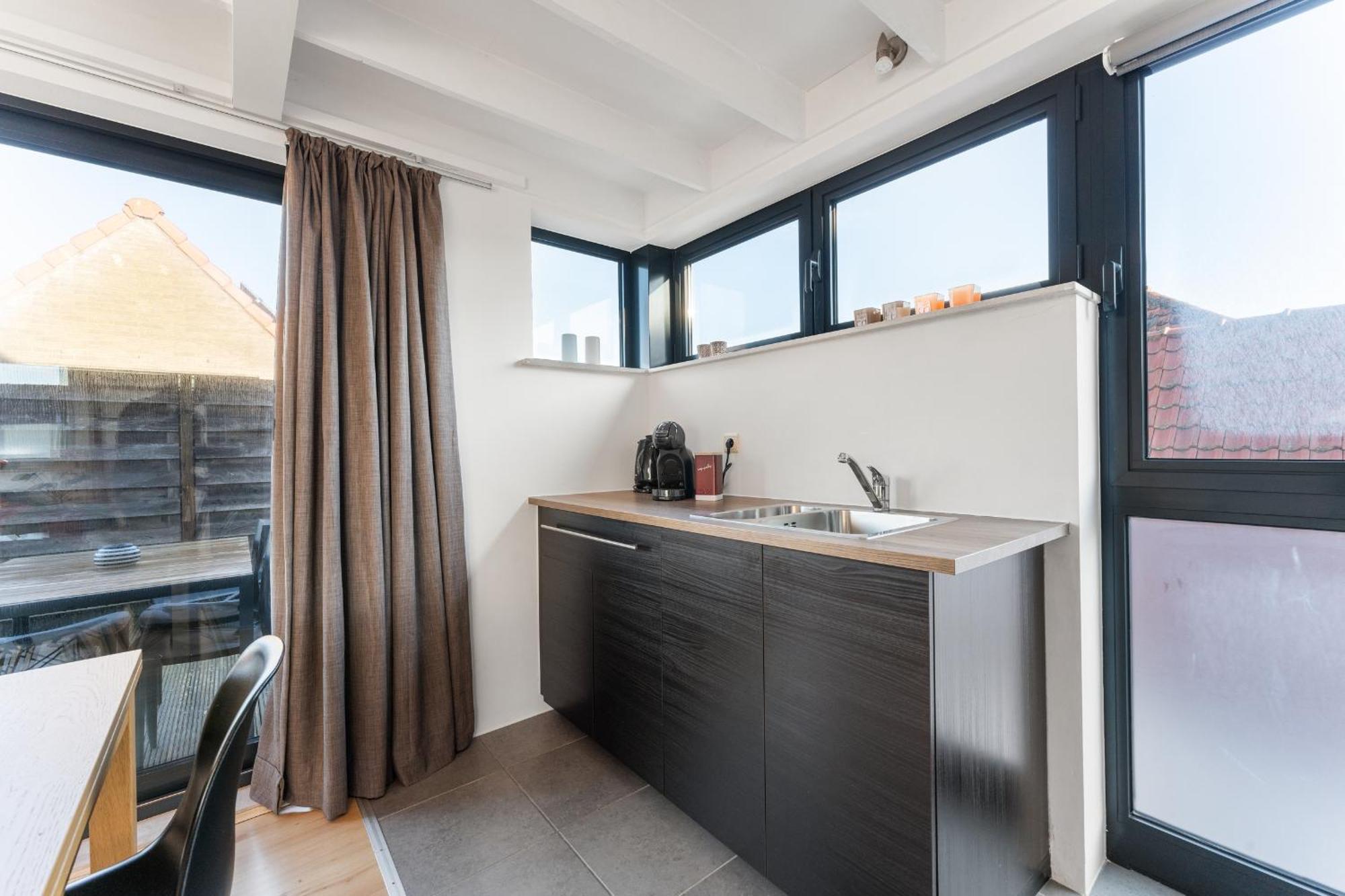 Duplex In Hartje Met Ruim Zonneterras 2p Brugge